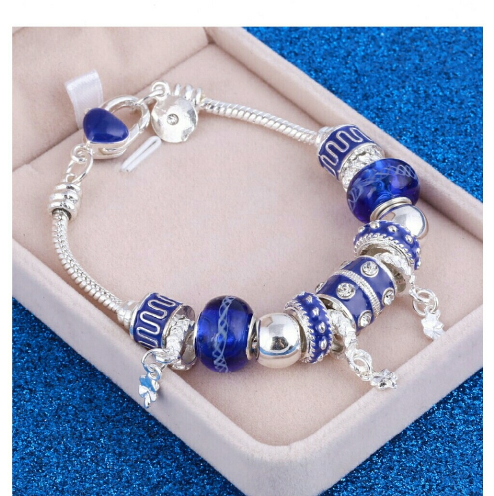 😲🔥💥😎 blue charm bracelet